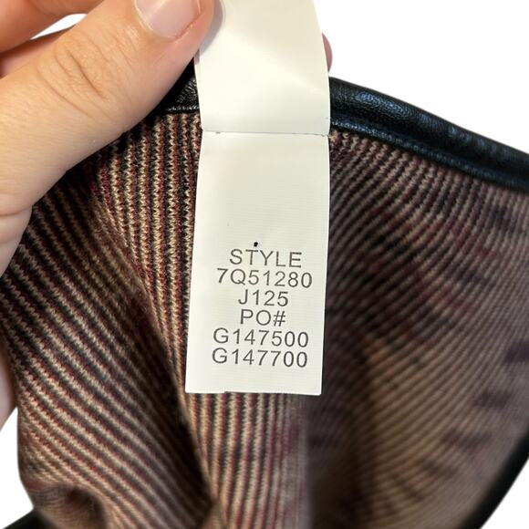 Lucky Brand Aztec Cape Poncho Women's Sz OS Tan Red Wool Boho Southwestern Cozy - Picture 7 of 7